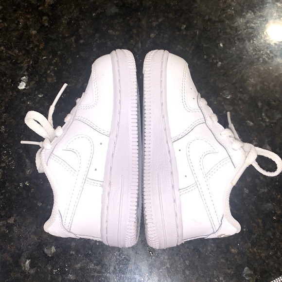 • Nike Air Force 1’s • - Picture 7 of 10